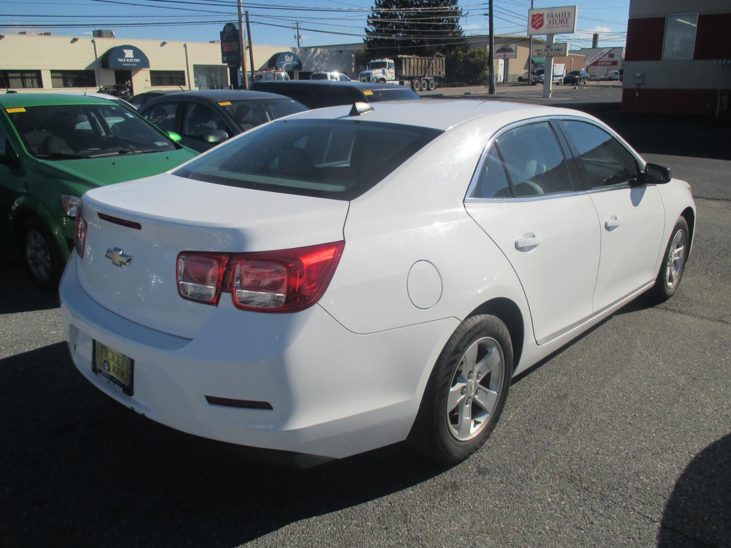 2013 WHITE Chevrolet Malibu LS (1G11B5SA4DF) with an 2.5L L4 DOHC 16V engine, 6-Speed Automatic transmission, located at 1254 Manheim Pike, Lancaster, PA, 17601, (717) 393-9133, 40.062870, -76.323273 - Photo#3